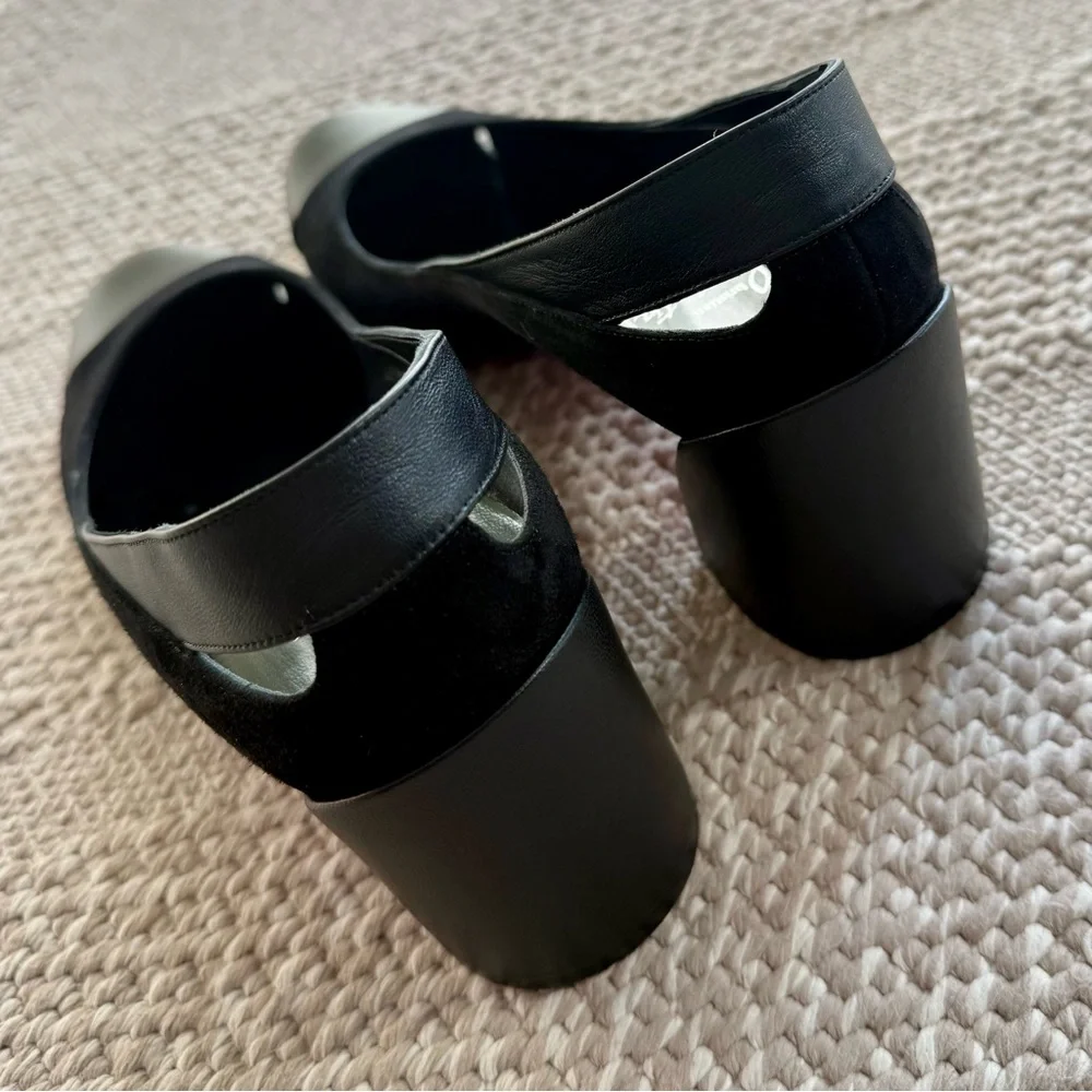 Louboutin Miss Duvette leather pumps - Picture 2 of 10